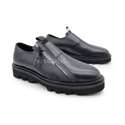 Givenchy Lofer Leather Black