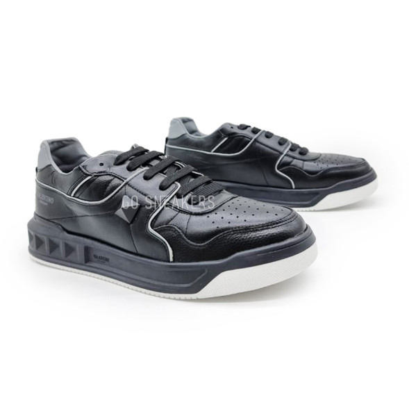 Унисекс кроссовки Valentino One Stud Leather Black