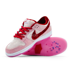 Nike Sb Dunk Low Strangelove
